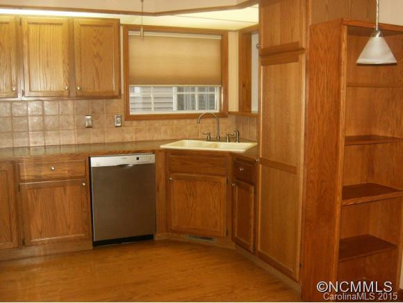621 East Park Place - Photo 8