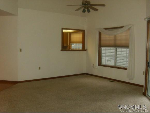 621 East Park Place - Photo 9