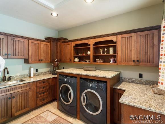 105 Rockyknob Road - Photo 12