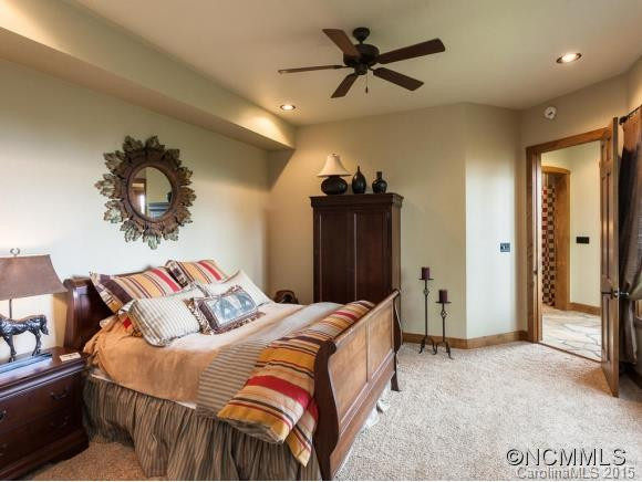 105 Rockyknob Road - Photo 20