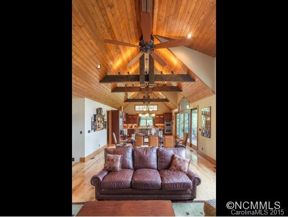 105 Rockyknob Road - Photo 5