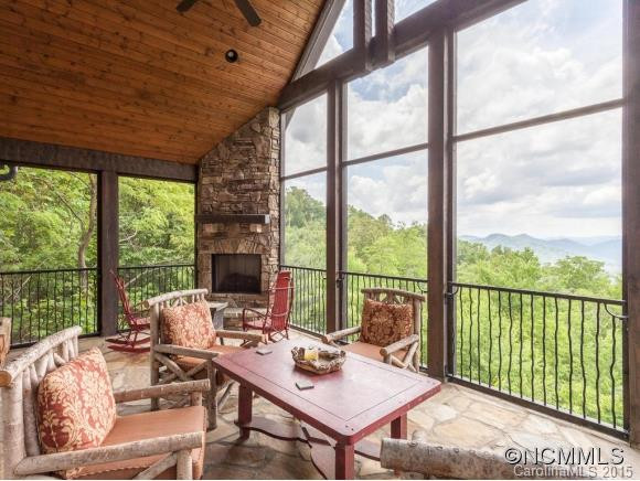 105 Rockyknob Road - Photo 10
