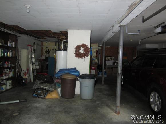 526 Overhill Dr - Photo 19