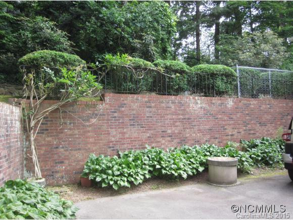 526 Overhill Dr - Photo 23
