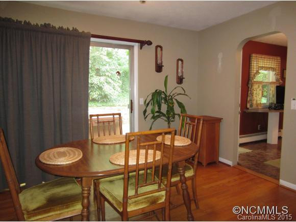 526 Overhill Dr - Photo 7