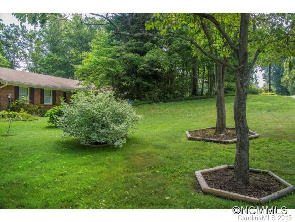 8 Mayfair Drive - Photo 20