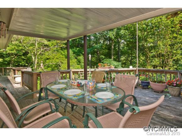8 Mayfair Drive - Photo 23
