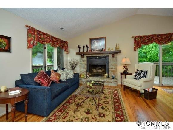 151 Beechwood Circle - Photo 3