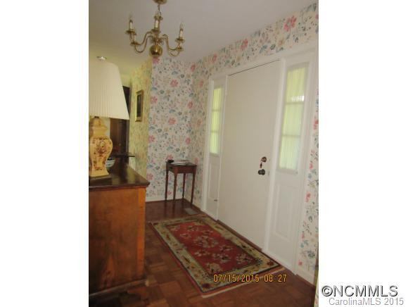 402 Crooked Creek Road - Photo 2