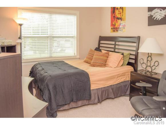 65 Foxden Drive - Photo 11