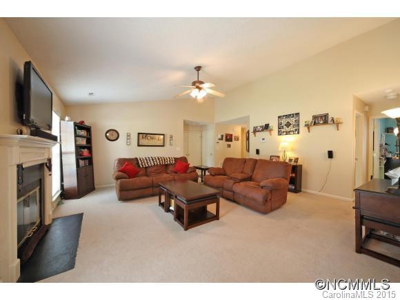 55 English Oak Road - Photo 2