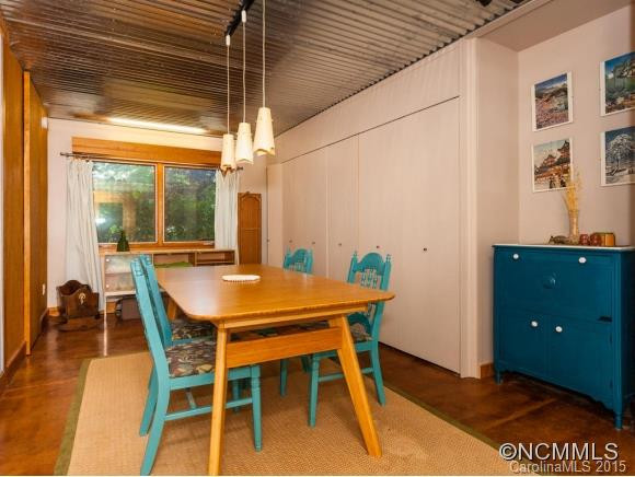 41 McDade St - Photo 13