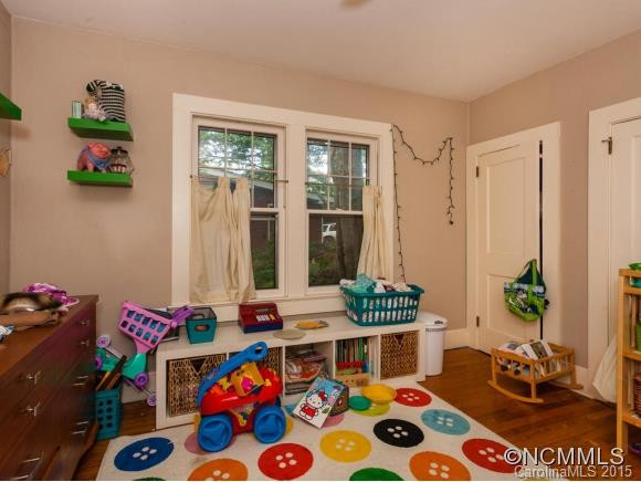 41 McDade St - Photo 16