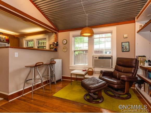 41 McDade St - Photo 8