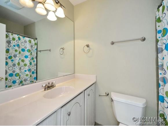 8 BROOKCLIFF DRIVE - Photo 13