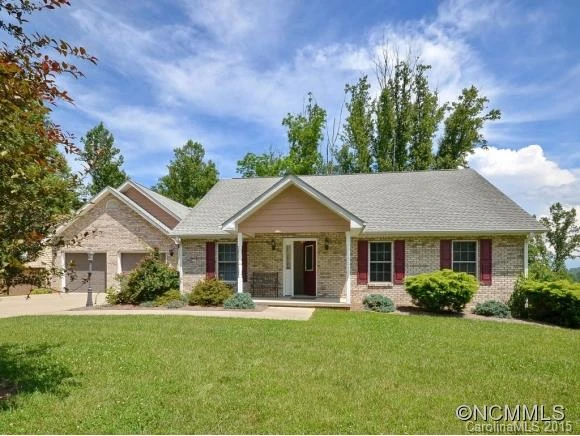 8 Eagles Nest Lane