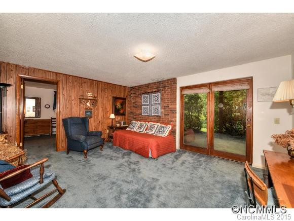358 Apple Tree Court - Photo 15