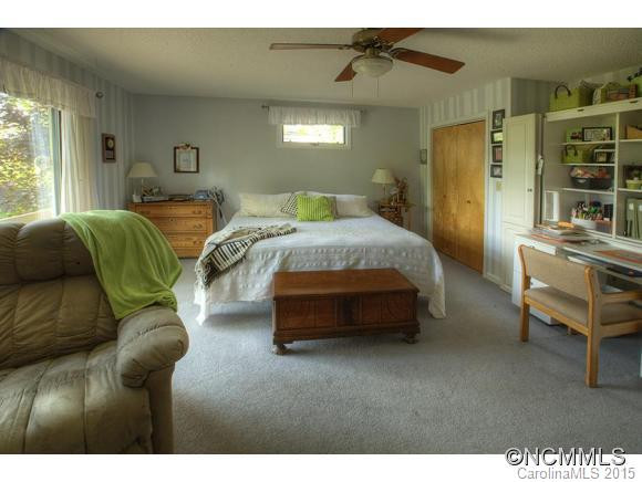 39 Hilt Street Ext. - Photo 6
