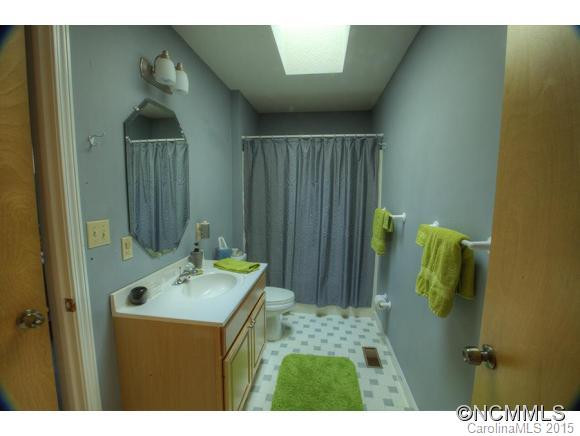 39 Hilt Street Ext. - Photo 8