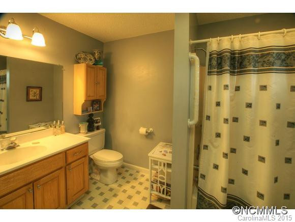 39 Hilt Street Ext. - Photo 9