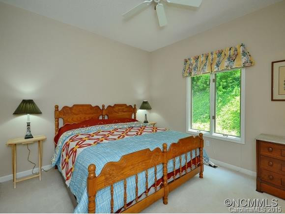 220 KENMURE DRIVE - Photo 11