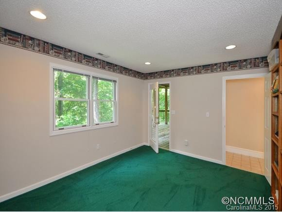 220 KENMURE DRIVE - Photo 15