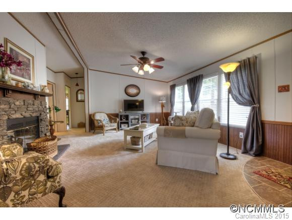 1379 Hart Road - Photo 2