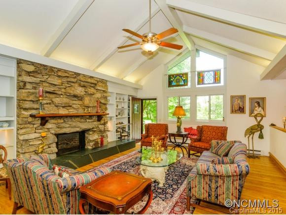 101 White Pine Drive - Photo 2