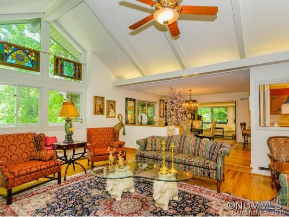 101 White Pine Drive - Photo 3