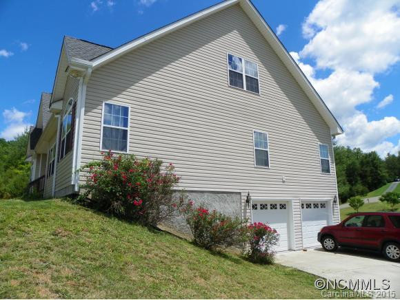 405 Macbeth Street - Photo 23