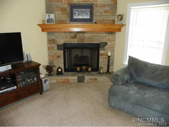 405 Macbeth Street - Photo 4