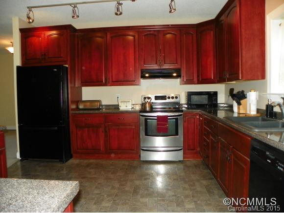 405 Macbeth Street - Photo 6