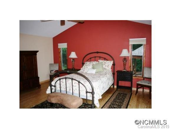 286 Goldenleaf Road - Photo 6