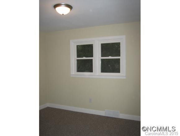 256 Chelsea Rd - Photo 5
