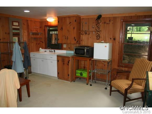 152 Bearwallow Subdivision Rd. - Photo 17