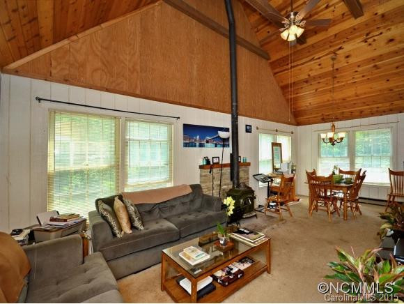 47 W. WOODLAND TRAIL - Photo 2