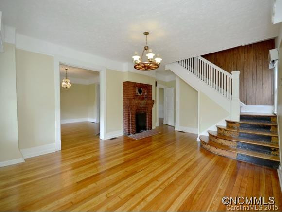 253 SOUTH FRENCH BROAD AVE - Photo 6