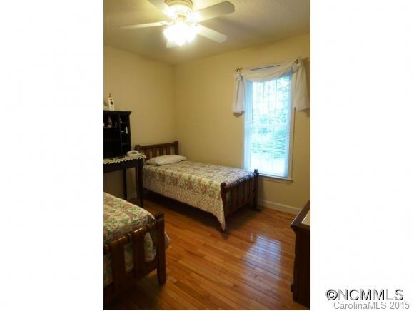 867 CASE COVE RD - Photo 12
