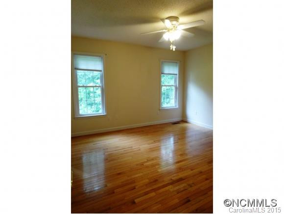 867 CASE COVE RD - Photo 8