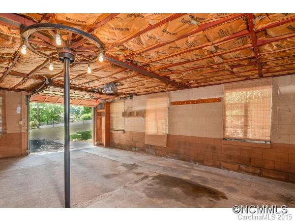1 Lakeside Dr - Photo 15