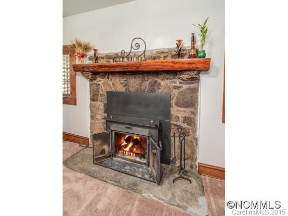1 Lakeside Dr - Photo 6
