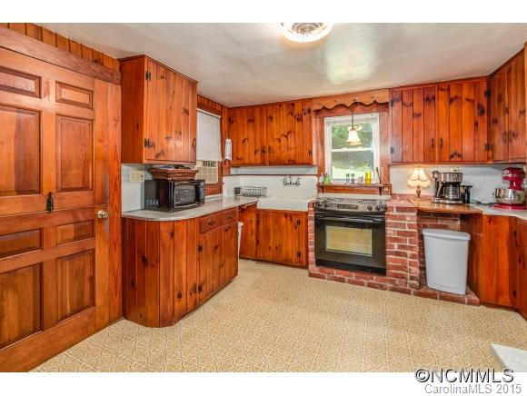 1 Lakeside Dr - Photo 9