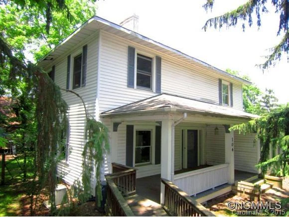 104 N. Liberty Street