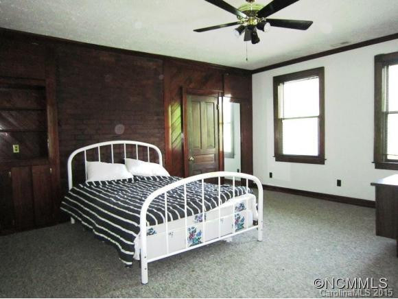 104 N. Liberty Street - Photo 17