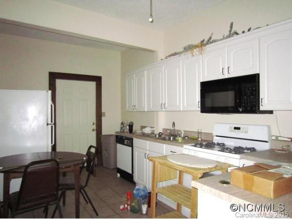 104 N. Liberty Street - Photo 4