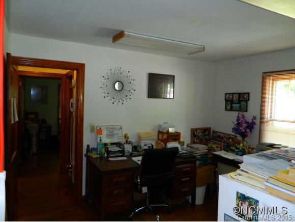 524 Glenview Avenue - Photo 13