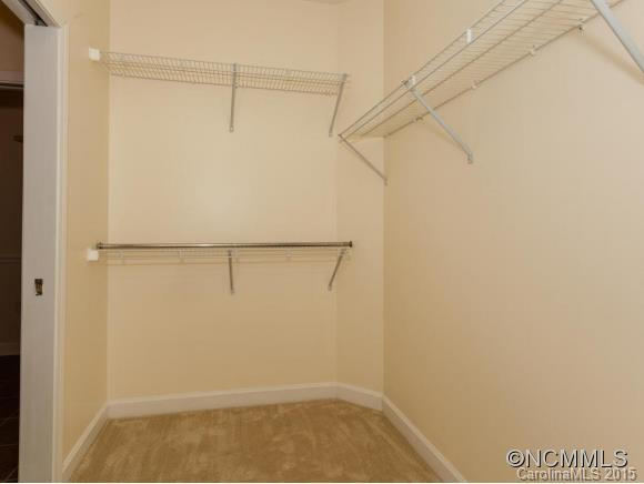 1000 Old Eastwood Village Blvd, 112 - Photo 16
