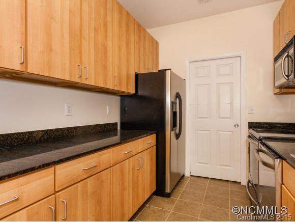 1000 Old Eastwood Village Blvd, 112 - Photo 7