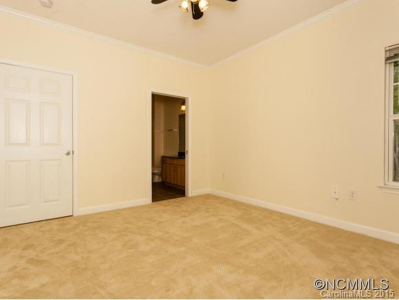 1000 Old Eastwood Village Blvd, 112 - Photo 10