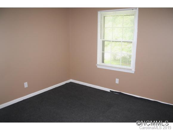 224 Castleton Lane - Photo 11
